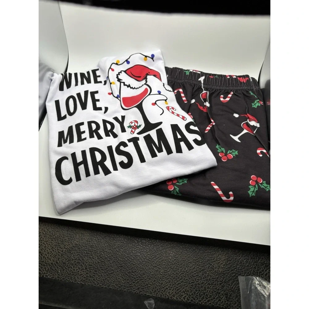 YIJIU S Women Soft Comfy Pajamas Wine Christmas Short Sleeve Capri Pants PJS Set
